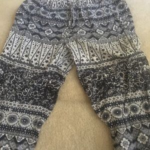 Geometric pattern fancy pants 👖